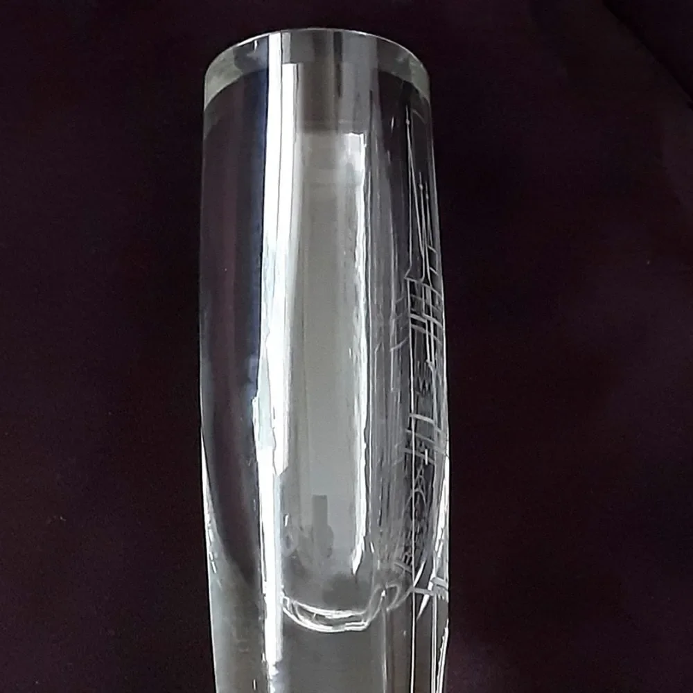 Czech PRAHA Castle | St. Vitus Cathedral Etched Crystal Vase 10